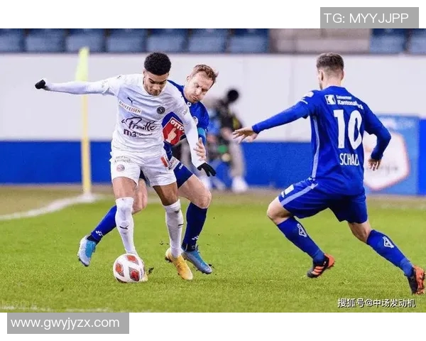 吉灵汉姆与布莱克本比赛因天气原因延期的最新消息与影响分析